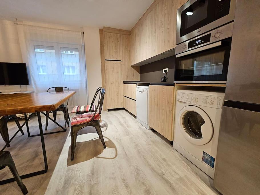 1A108 Amplio Y Moderno Apartamento Gijon Exterior photo